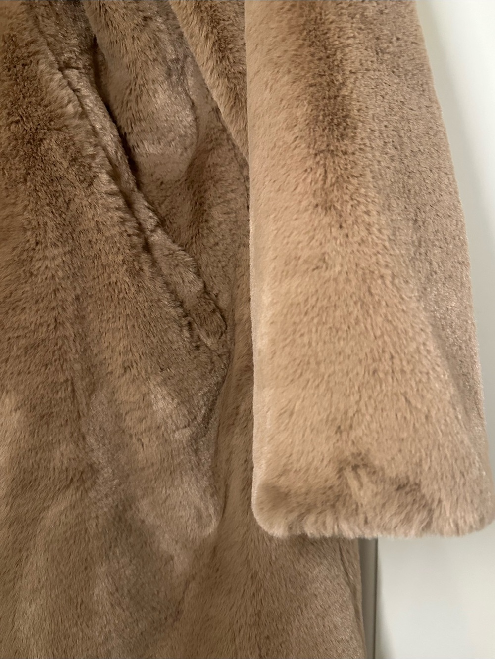ALO YOGA Oversized Faux-Fur Trench in Toasted Almond - Picture 5 of 7